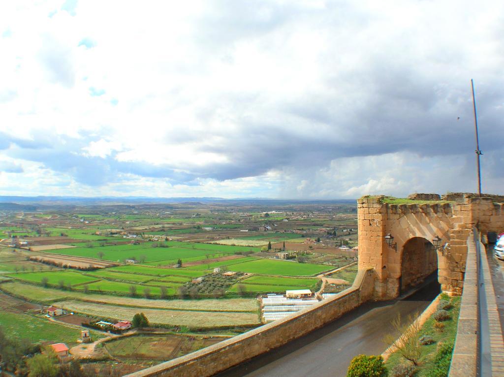 Parador De Alcañiz Exterior foto