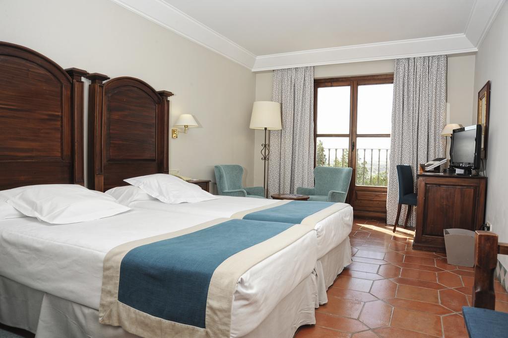 Parador De Alcañiz Exterior foto