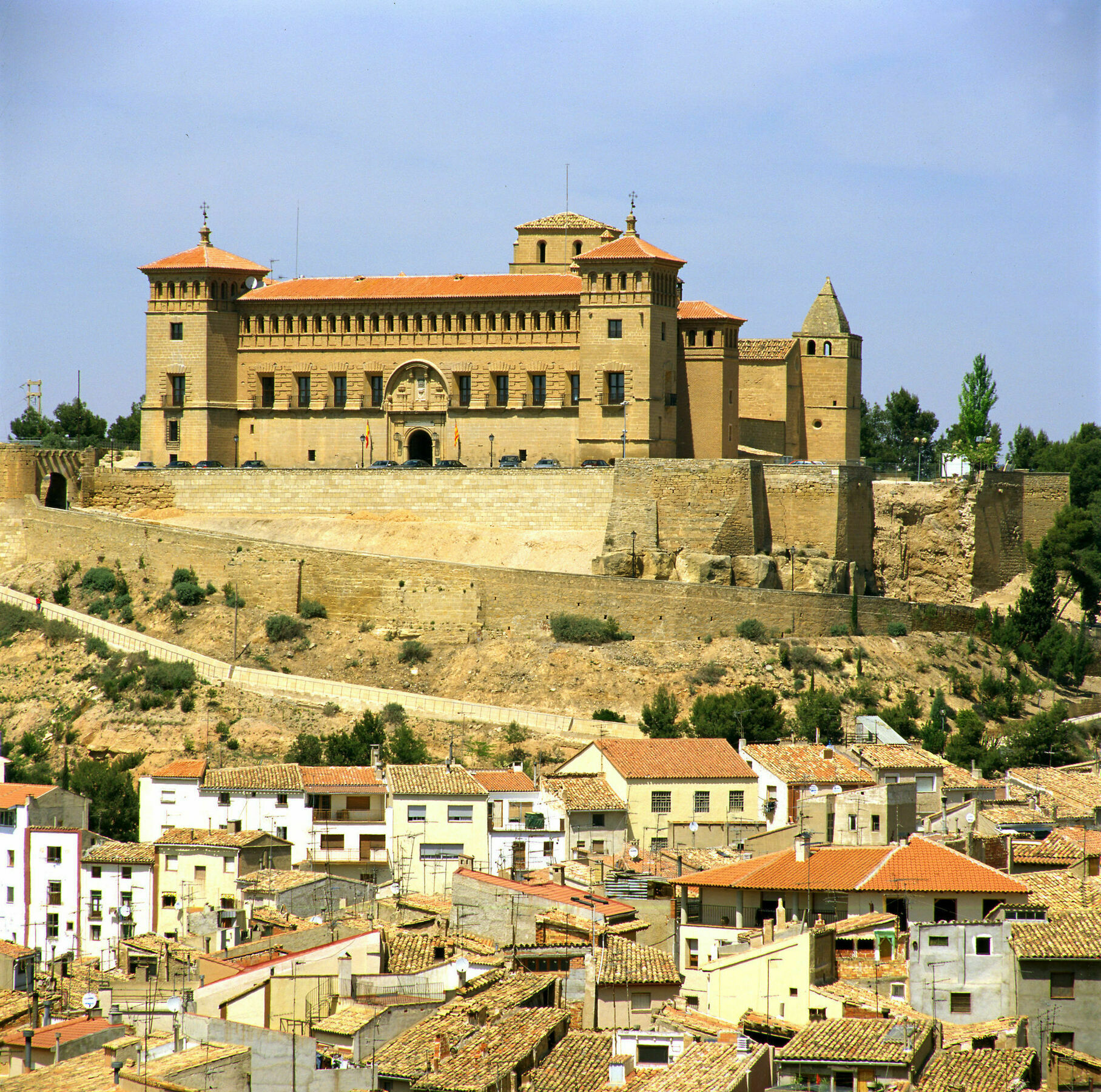 Parador De Alcañiz Exterior foto