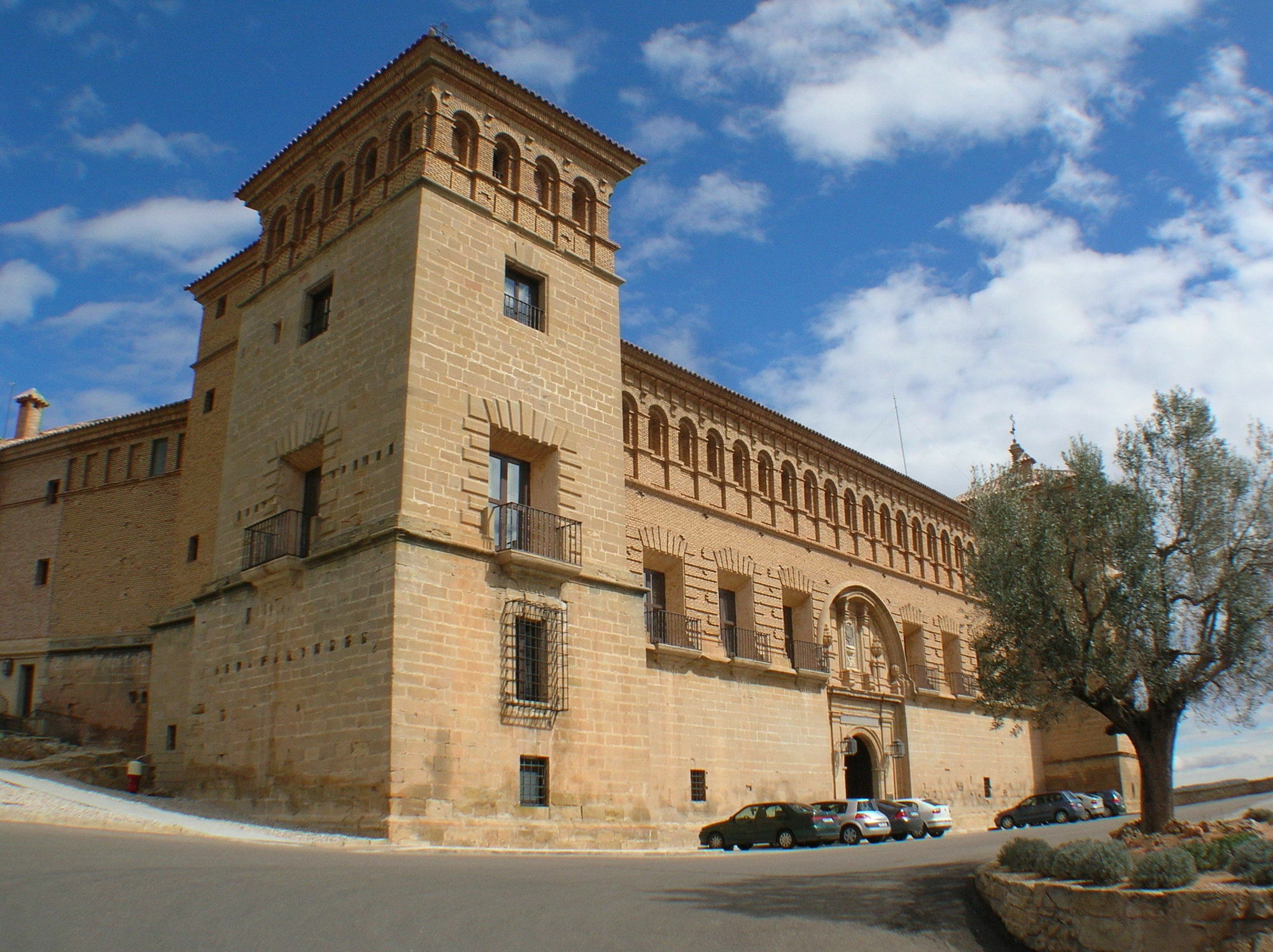 Parador De Alcañiz Exterior foto
