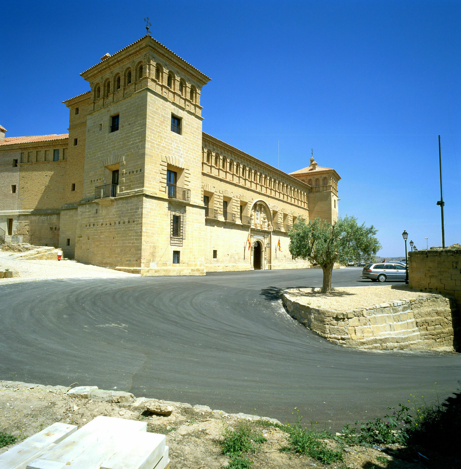 Parador De Alcañiz Exterior foto