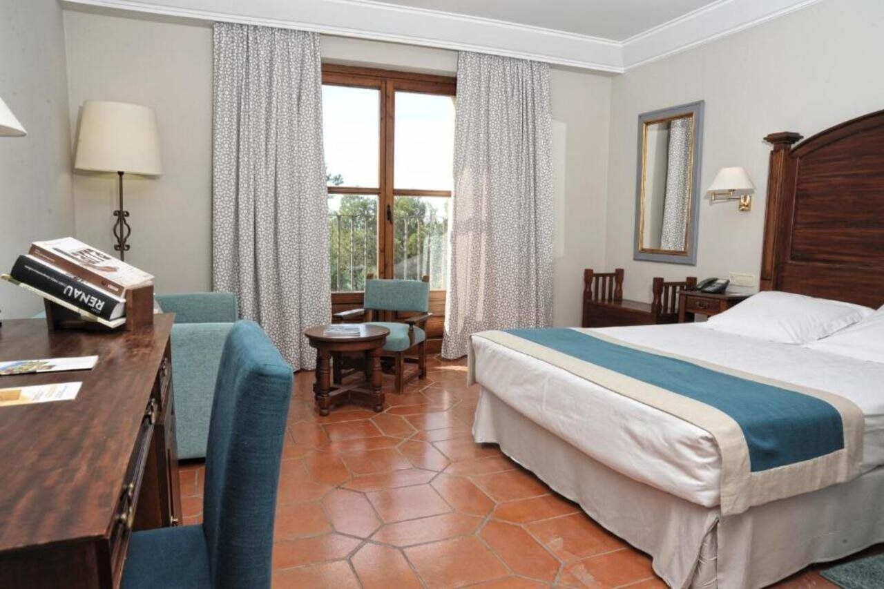 Parador De Alcañiz Exterior foto